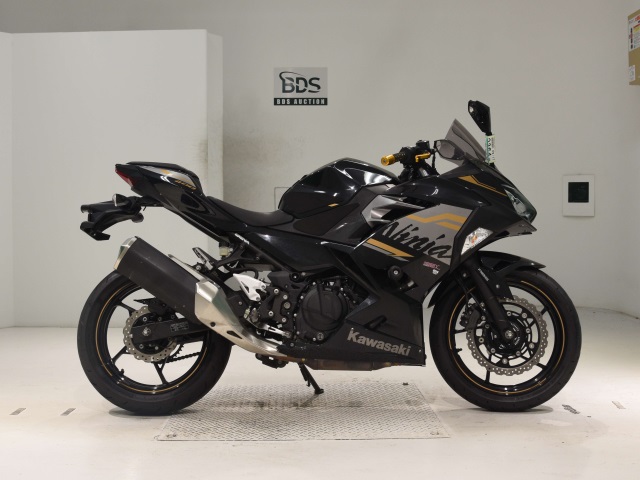 Kawasaki NINJA400 2019