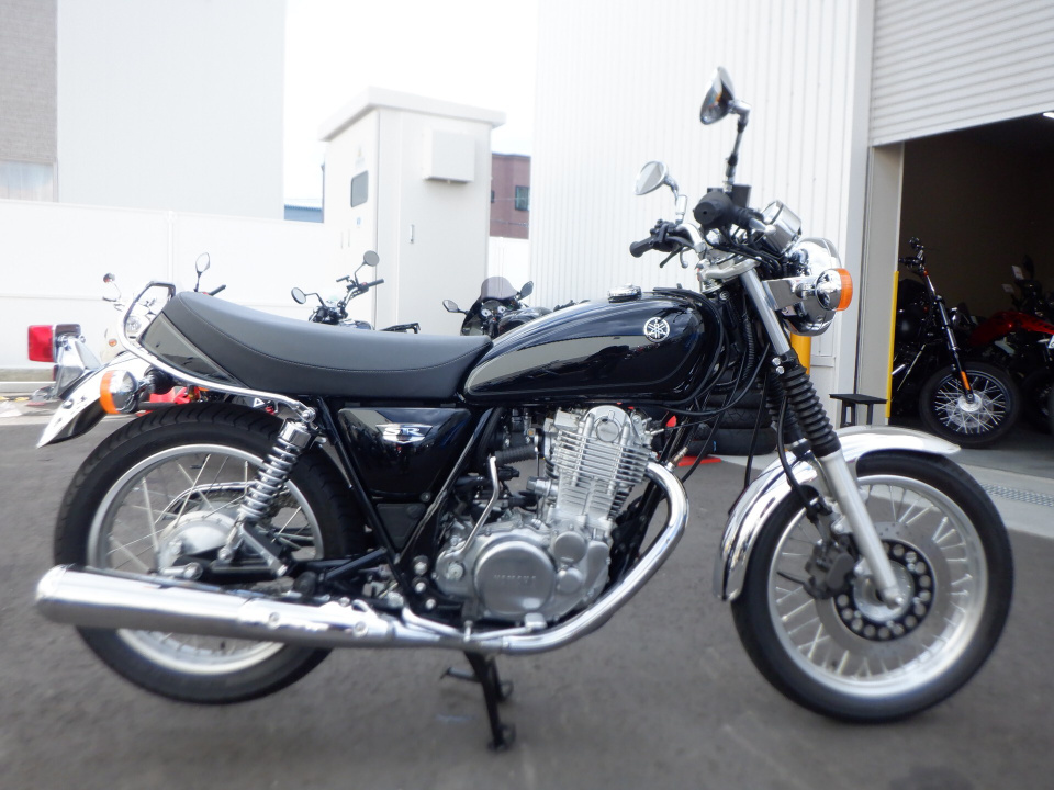 Yamaha SR400 2017