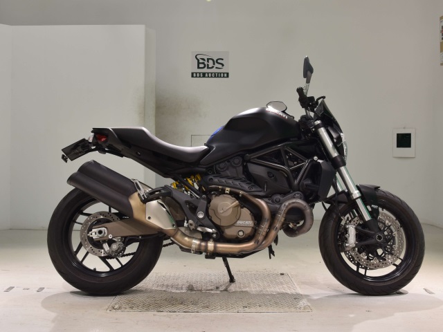 Ducati MONSTER 821 2015