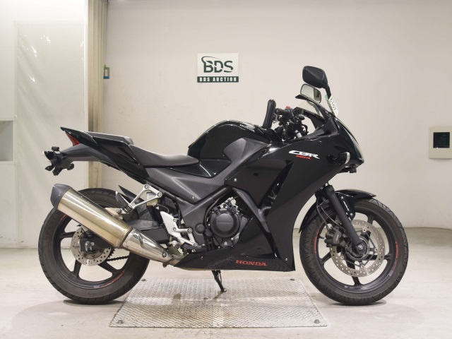 Honda CBR250RA 2015