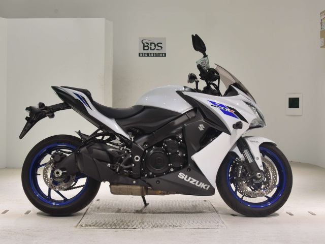 Suzuki GSX-S1000F 2021