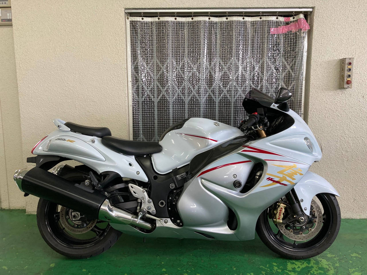 Suzuki GSX1300R HAYABUSA 2015