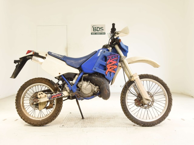 Suzuki TS200R