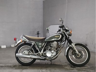 Yamaha SR400 2016