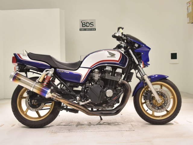 Honda CB750SF 2009