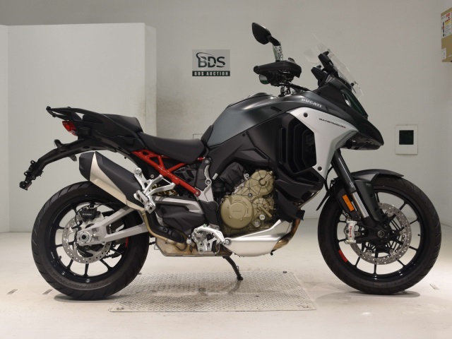 Ducati MULTISTRADA V4S 2025