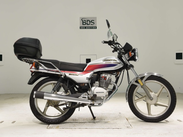 Honda CGL125 2012