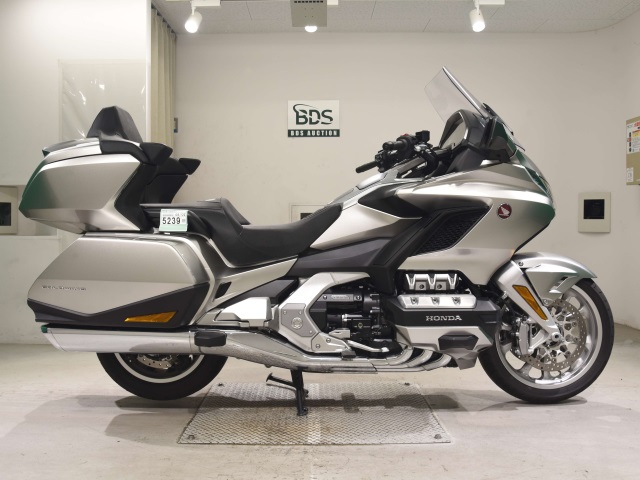 Honda GL1800 TOUR D 2023