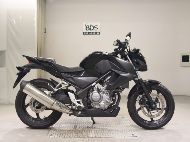 Honda CB250F 2016