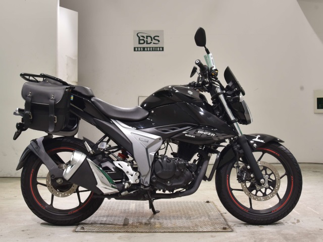 Suzuki GIXXER150