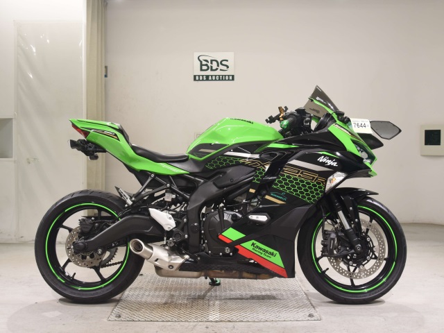 Kawasaki NINJA ZX-25R 2021