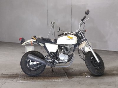 Honda APE50 2002
