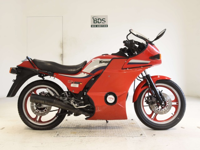 Kawasaki GPZ550