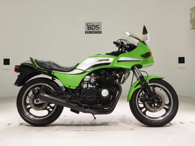 Kawasaki GPZ750 1983