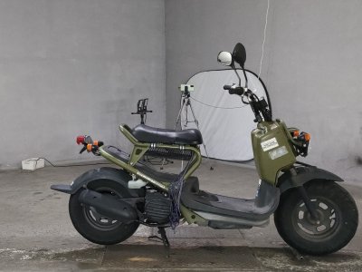 Honda ZOOMER 2004