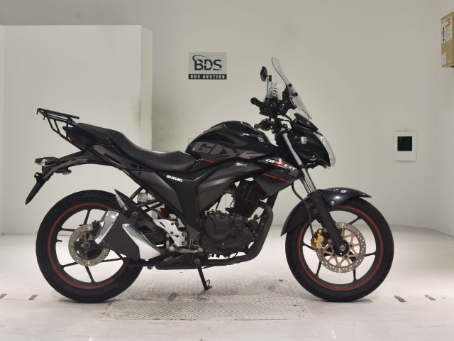 Suzuki GIXXER150