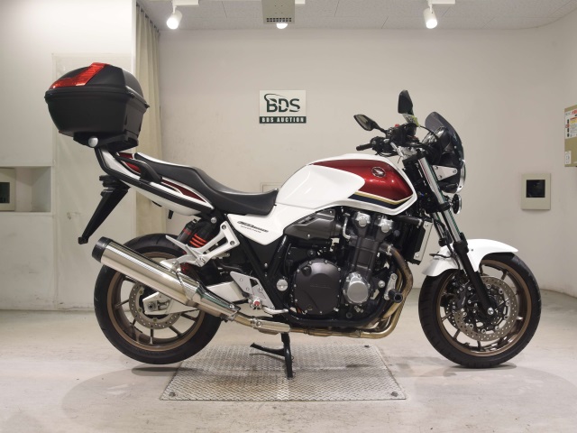 Honda CB1300SF 2018