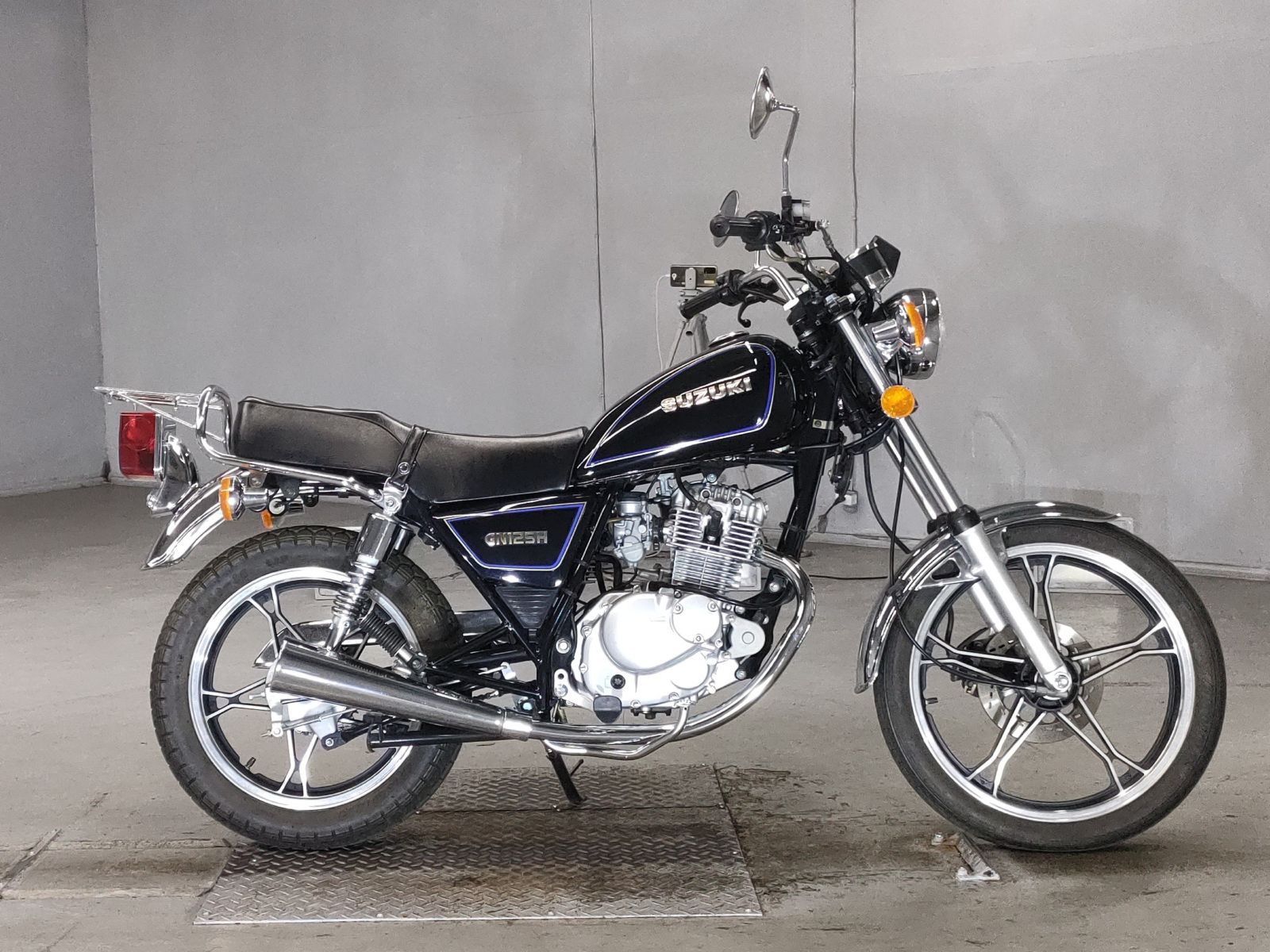 Suzuki GN125H 2011