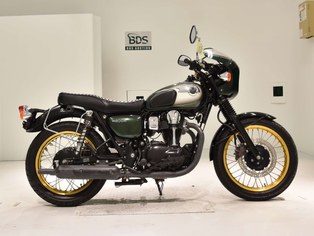 Kawasaki W800 2012