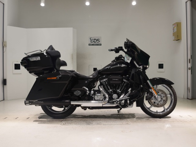HD STREET GLIDE FLHXSE1800 2015