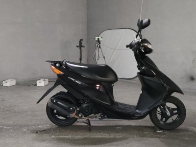 Suzuki ADDRESS V50