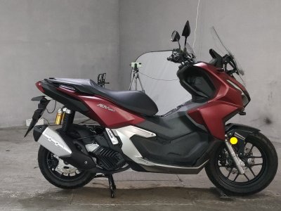 Honda ADV 160 2023