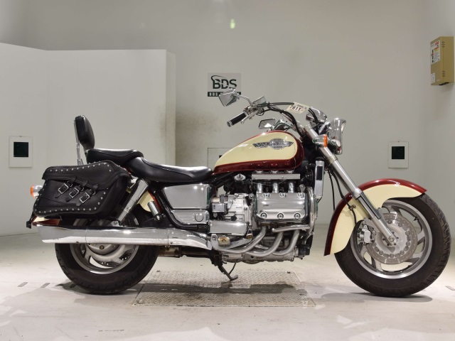 Honda GL1500C F6C VALKYRIE 1998