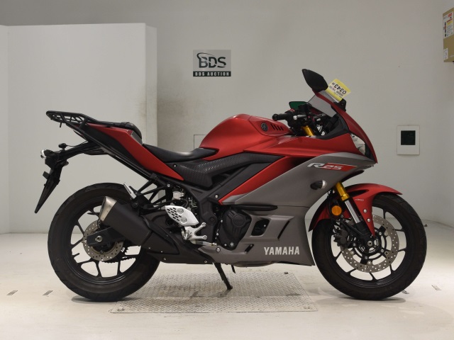 Yamaha YZF-R25A