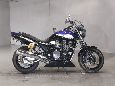 Yamaha XJR1300 2004