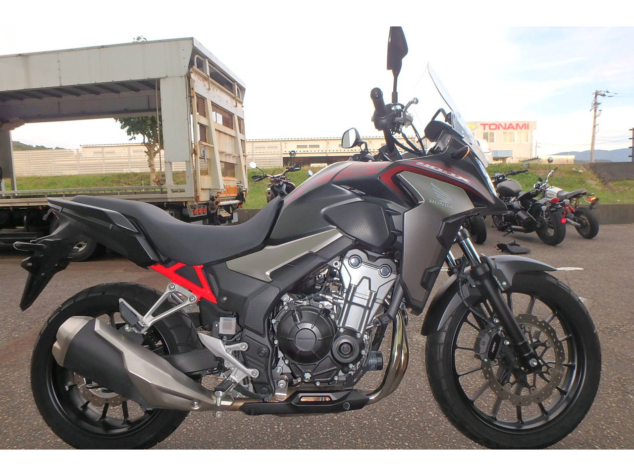 Honda CB400X 2022