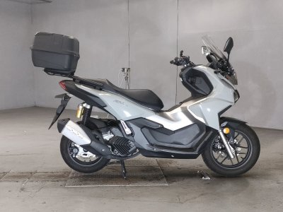Honda ADV 160 2023