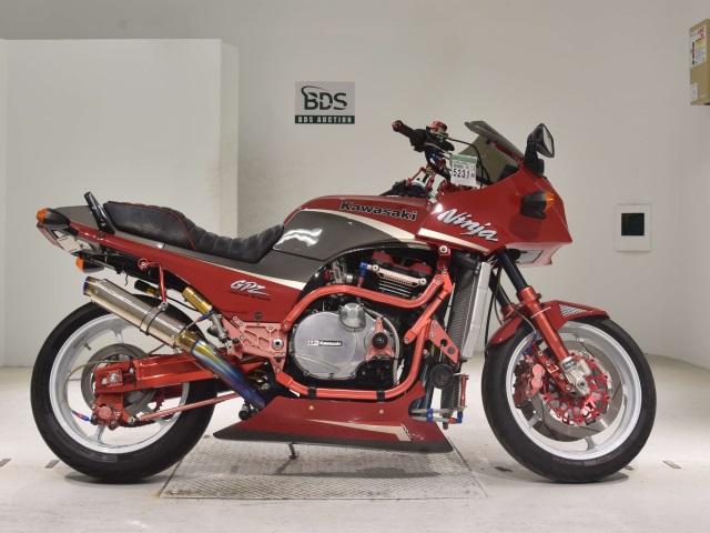 Kawasaki GPZ900R 1998