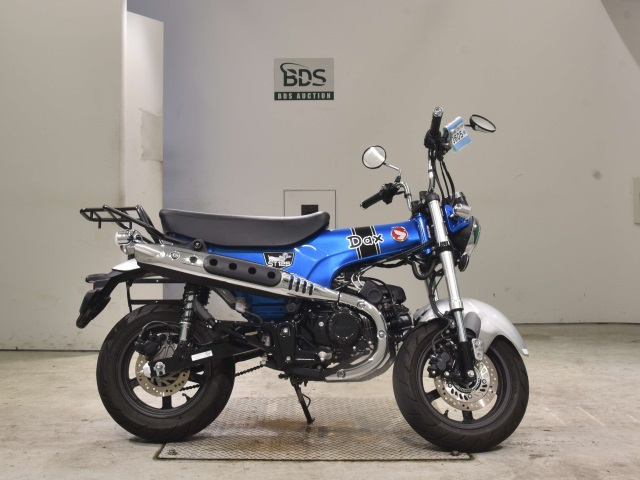 Honda DAX125 2022
