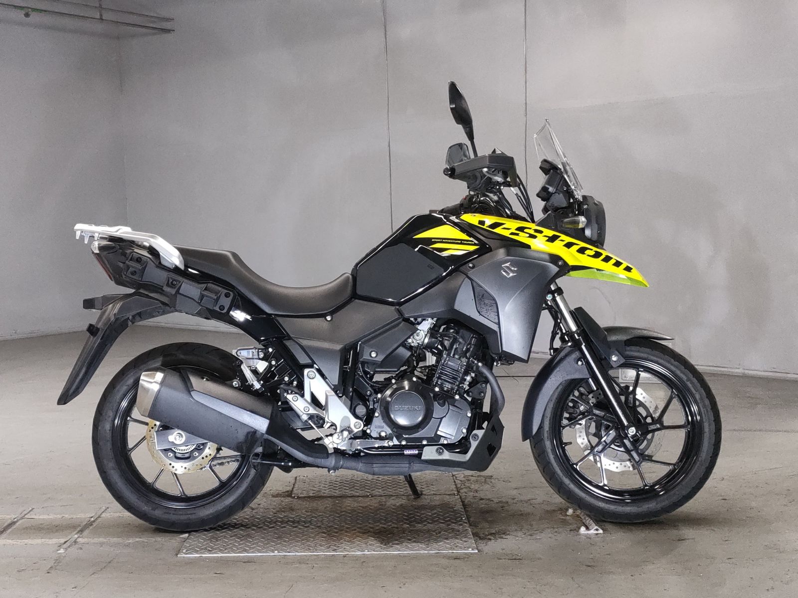 Suzuki V-STROM DL250