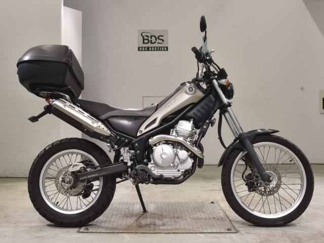 Yamaha TRICKER 2014