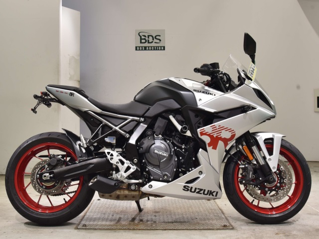 Suzuki GSX-8R 2024