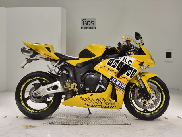 Honda CBR1000RR 2006