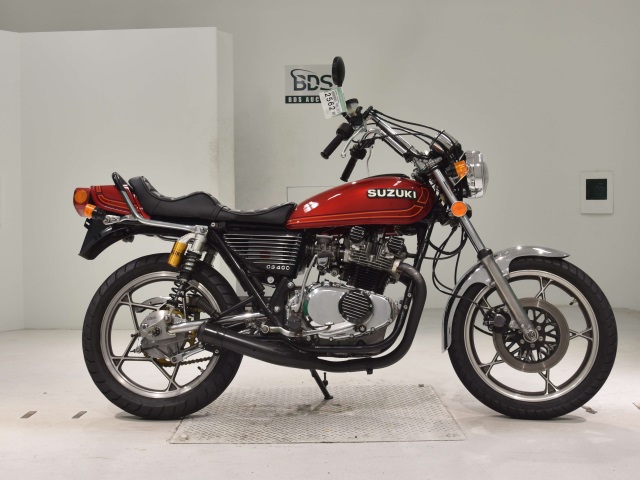 Suzuki GS400 2023