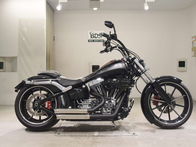 HD BREAKOUT FXSB1580 2014