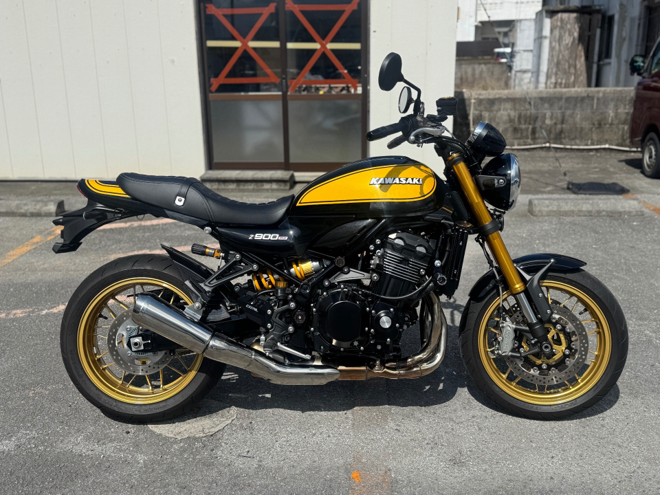 Kawasaki Z900RS SE 2024