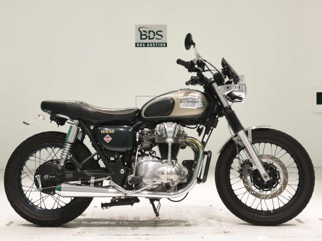 Kawasaki W650 2005