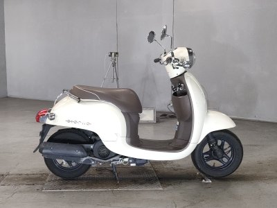 Honda GIORNO 2011