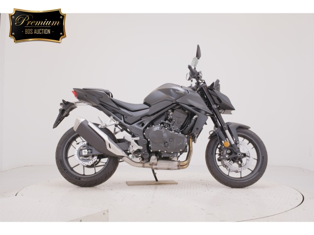 Honda CB750 HORNET 2025