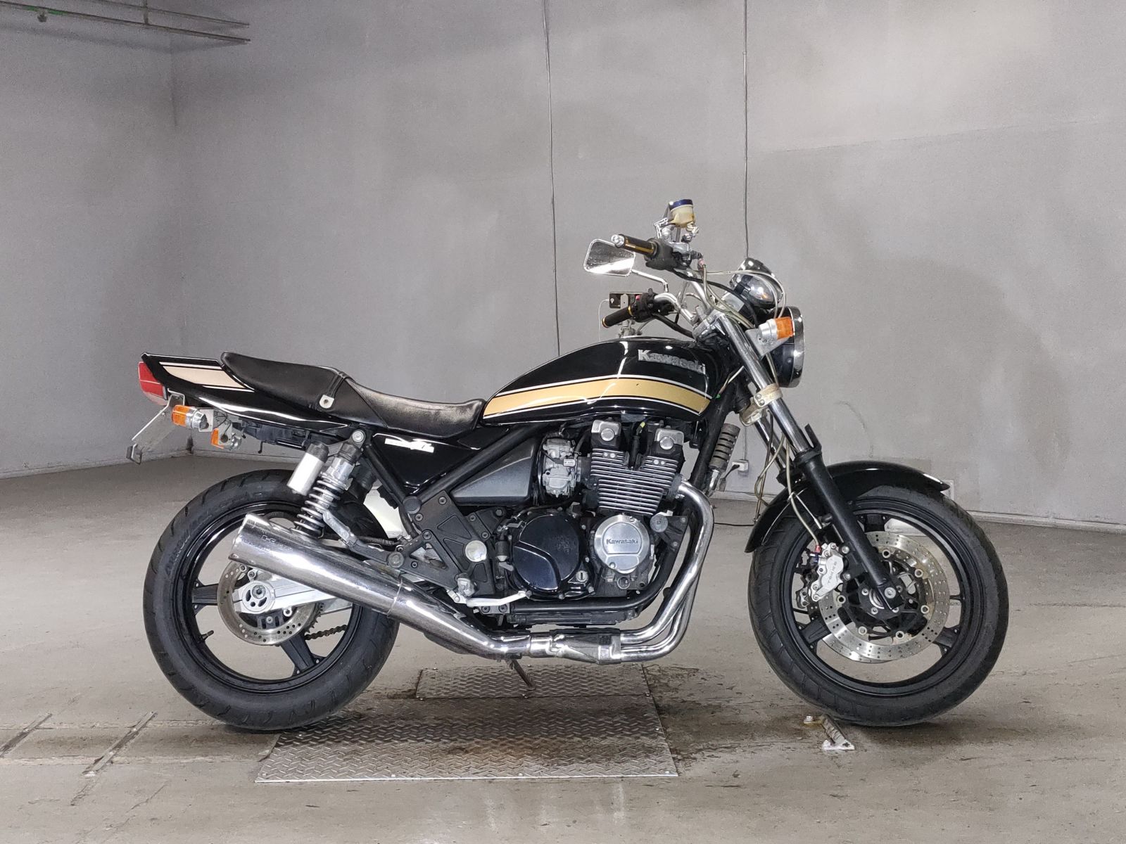 Kawasaki ZEPHYR400 2003