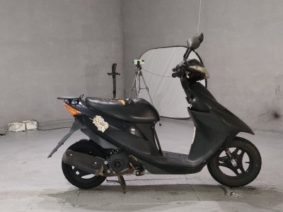 Suzuki ADDRESS V50