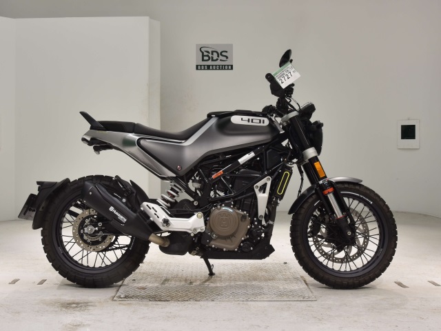 Husqvarna SVARTPILEN 401 2021