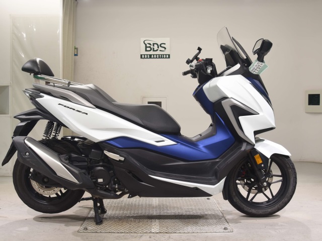 Honda FORZA 2021