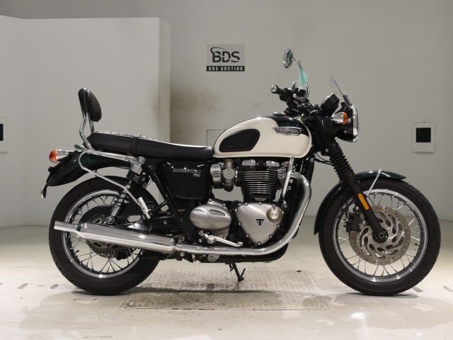 Triumph BONNEVILLE T120 2017