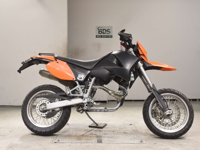KTM 640LC4 SUPERMOTO 2001