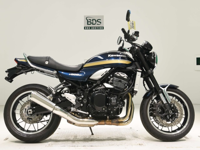 Kawasaki Z900RS 2022